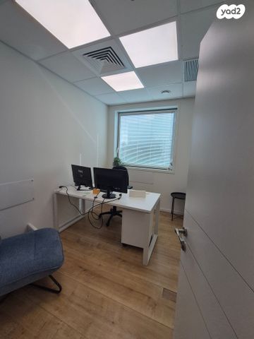 משרדים, שדרות אבא אבן 1, אזור תעשיה, הרצליה