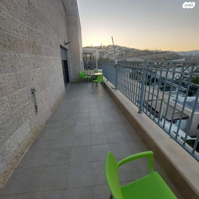 גג/ פנטהאוז, מחנה יצחק, פסגת זאב, ירושלים