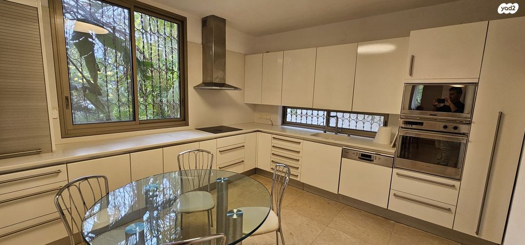 בית פרטי/ קוטג', קרית יערים, רמת השרון