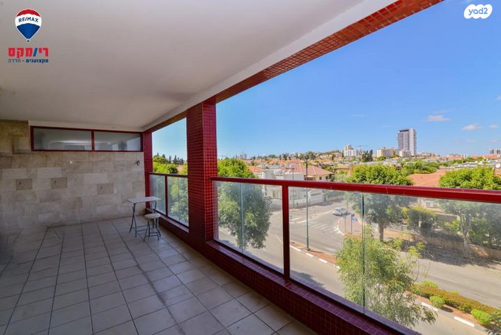 דירה, שדרות אלכסנדר, ניסן, חדרה