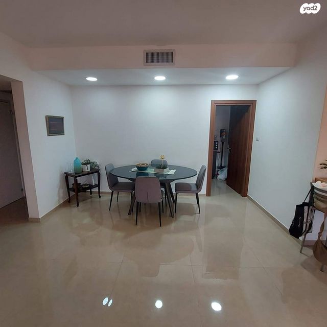 גג/ פנטהאוז, מחנה יצחק, פסגת זאב, ירושלים