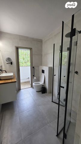 בית פרטי/ קוטג', יחיעם, קרית יערים, רמת השרון