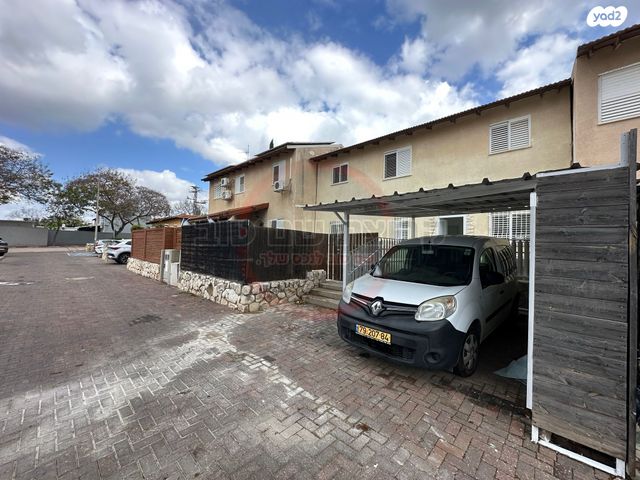 דו משפחתי, צלף, עפולה הצעירה, עפולה