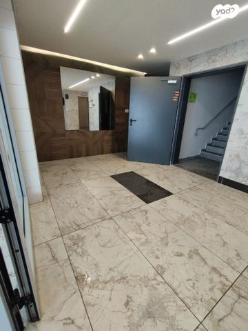 דירה, גבעת אוסישקין, נהריה