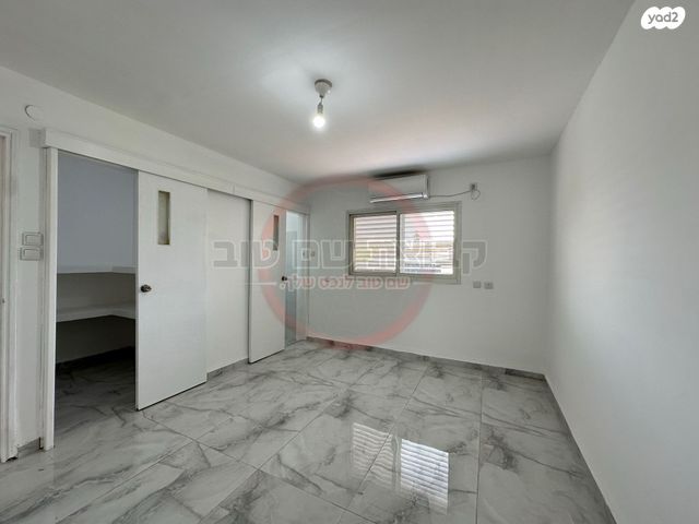 דו משפחתי, צלף, עפולה הצעירה, עפולה