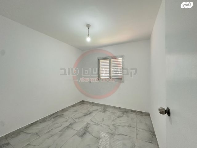 דו משפחתי, צלף, עפולה הצעירה, עפולה