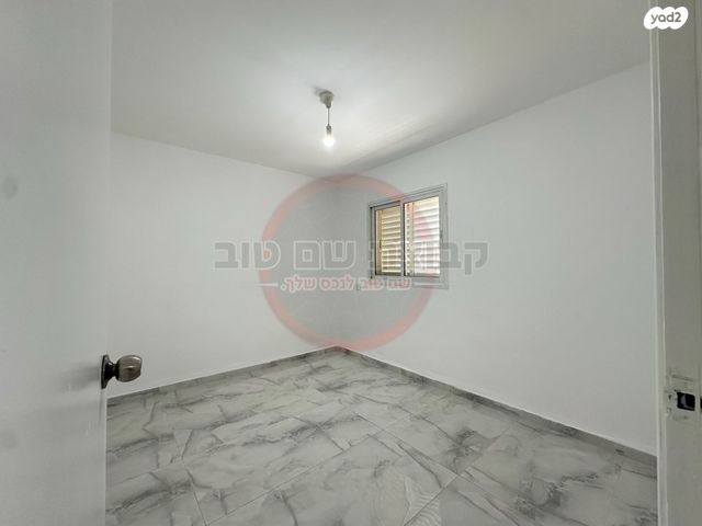 דו משפחתי, צלף, עפולה הצעירה, עפולה