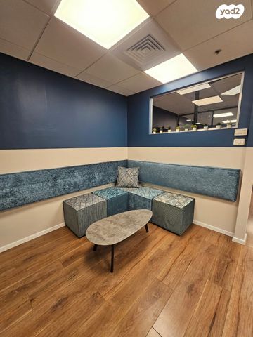 משרדים, תובל, בורסה, רמת גן