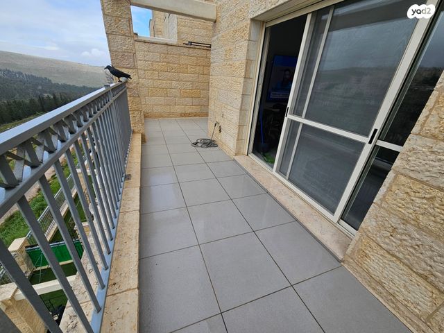 בית פרטי/ קוטג', הרב בנימין צביאלי 15, פסגת זאב, ירושלים