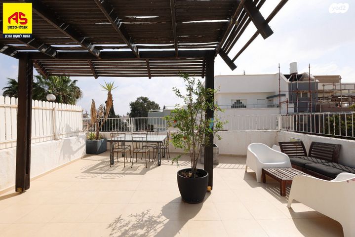 בית פרטי/ קוטג', סוקולוב, מרכז דרום, רעננה