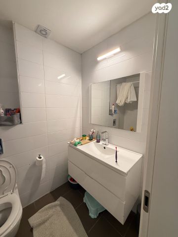 דירה, חרוזים, רמת גן