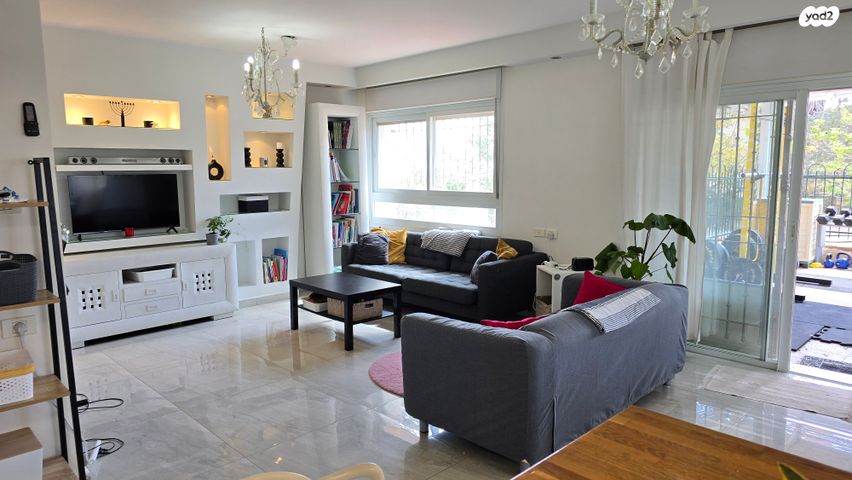 בית פרטי/ קוטג', האשל, צמח השדה, מעלה אדומים