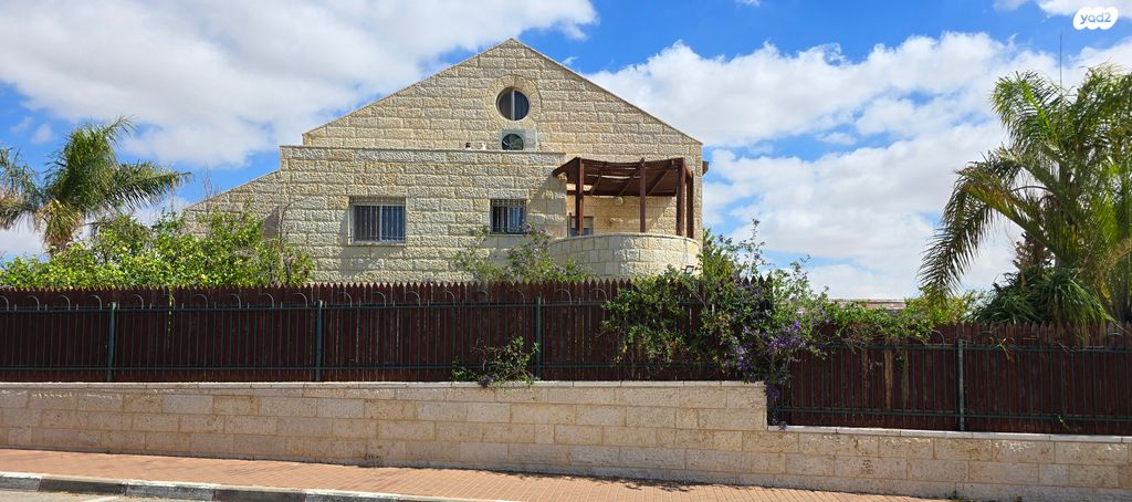 בית פרטי/ קוטג', האשל, צמח השדה, מעלה אדומים