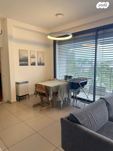 דירה, חרוזים, רמת גן