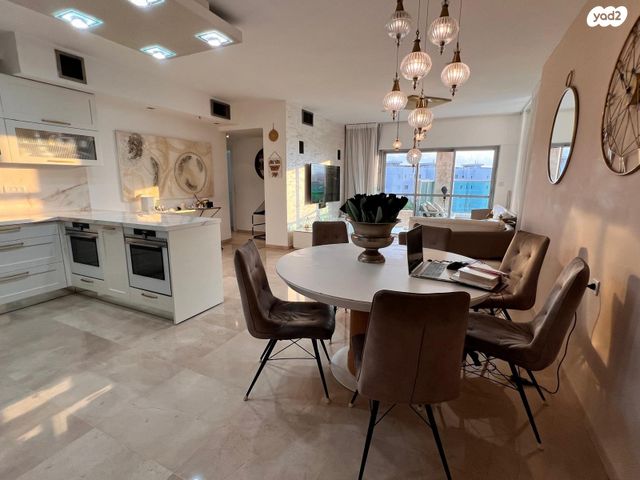 דירה, חיל האוויר, נווה חוף, ראשון לציון