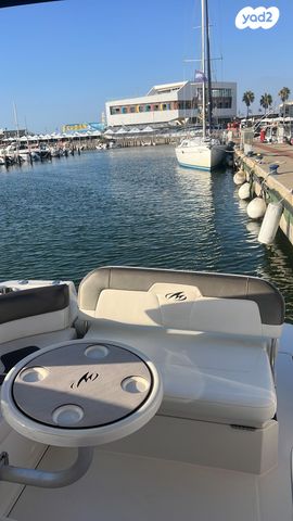 יאכטות - סירות מנוע