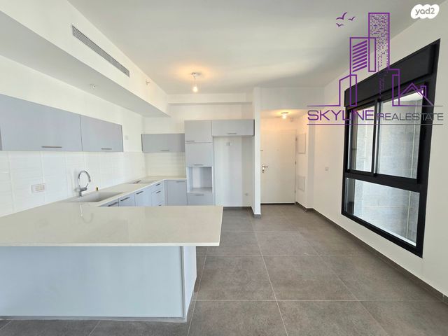 דירה, אמנון ליפקין שחק, נוף הטיילת, נתניה