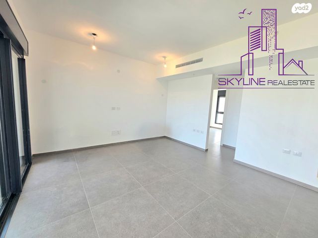 דירה, אמנון ליפקין שחק, נוף הטיילת, נתניה