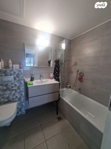 דירה, שתולים, עזרא, הארגזים, תל אביב יפו