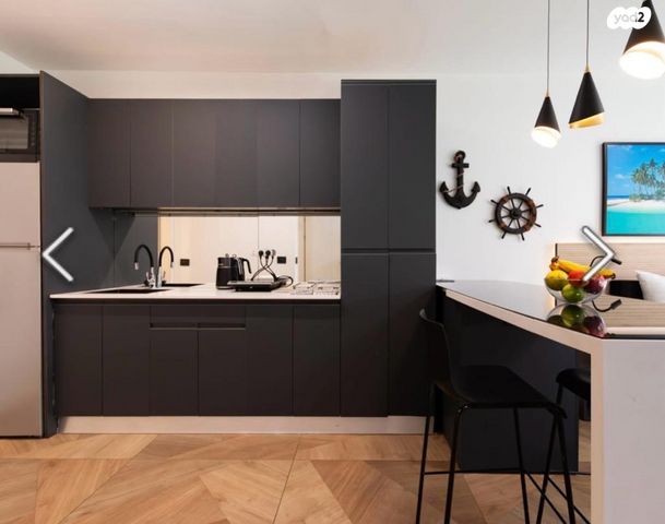 דירת גן, הרצליה