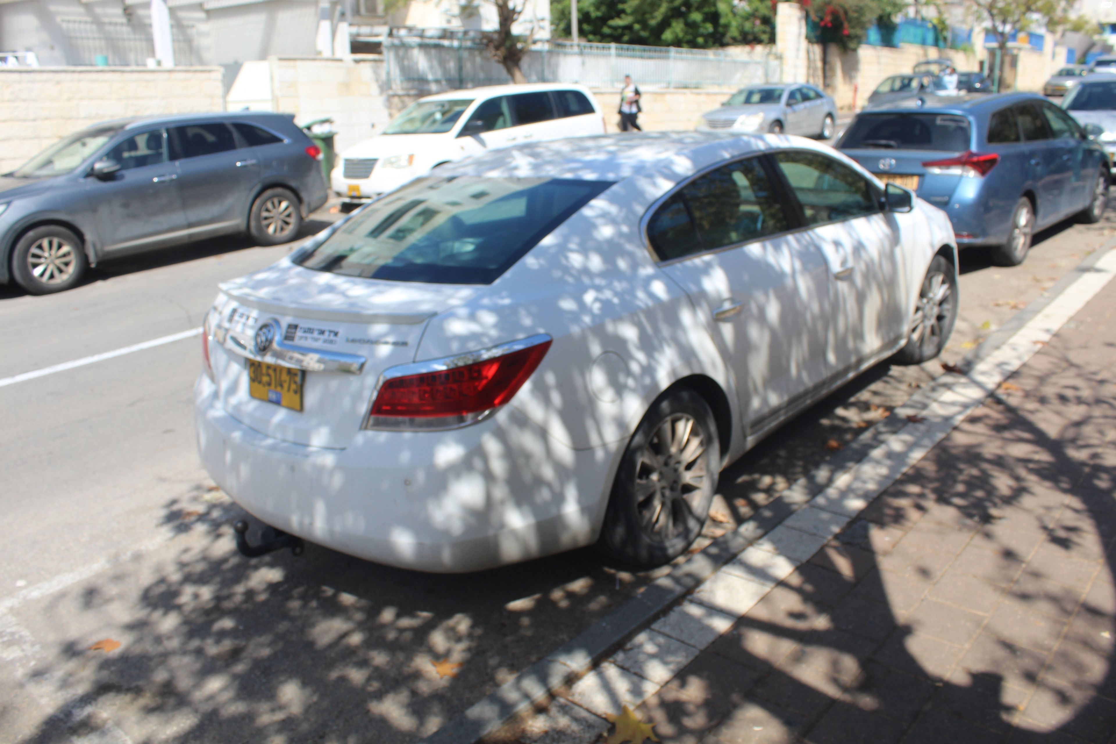 מודעת רכב ביואיק לה-קרוס