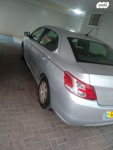 מודעת רכב פיג'ו 301