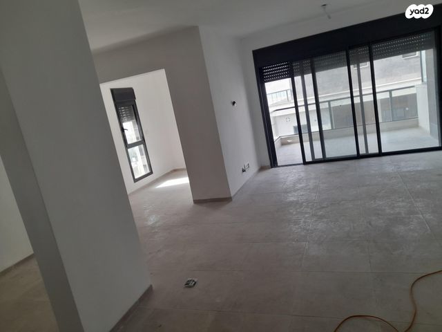 דירה, ליונל ווטסון 13, רמת בגין, חיפה