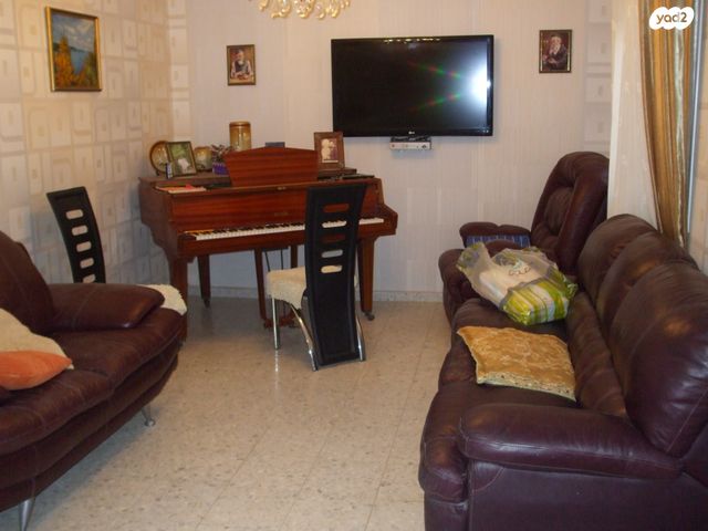 בית פרטי/ קוטג', עין עופרים 1, המעיינות, מצפה רמון