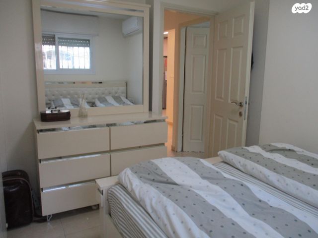 דירה, הרב חיים חביב 1, קרית היובל, ירושלים