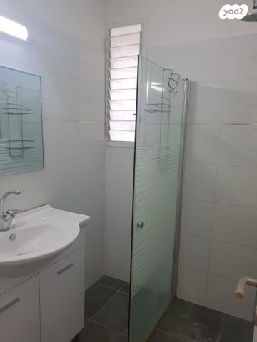 דירה, מבצע אסף, נווה זאב, נאות אילן, באר שבע