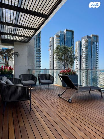 גג/ פנטהאוז, הארבעה 32, גני שרונה, קרית הממשלה, תל אביב יפו