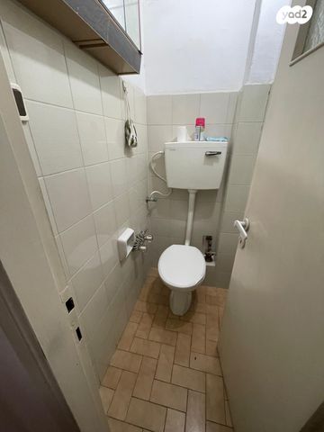 דירה, ארלוזורוב, שכונת חשמונאים, מרכז העיר א, רמת גן