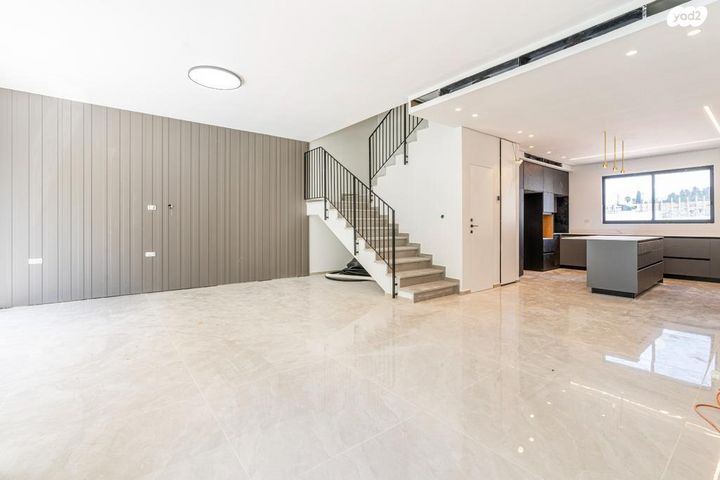 בית פרטי/ קוטג', האלה, המושבה, בנימינה גבעת עדה