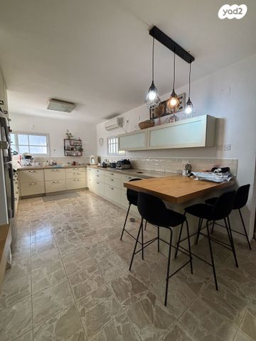 בית פרטי/ קוטג', דרך מיתר, שאר העיר, מיתר / כרמית