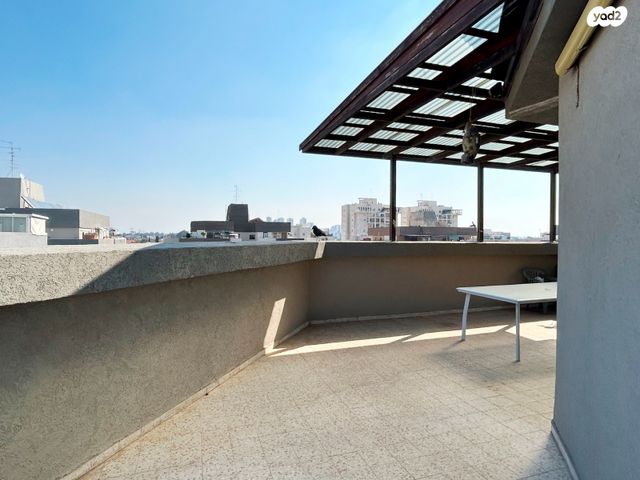 גג/ פנטהאוז, ברנשטיין, נווה הדרים, ראשון לציון