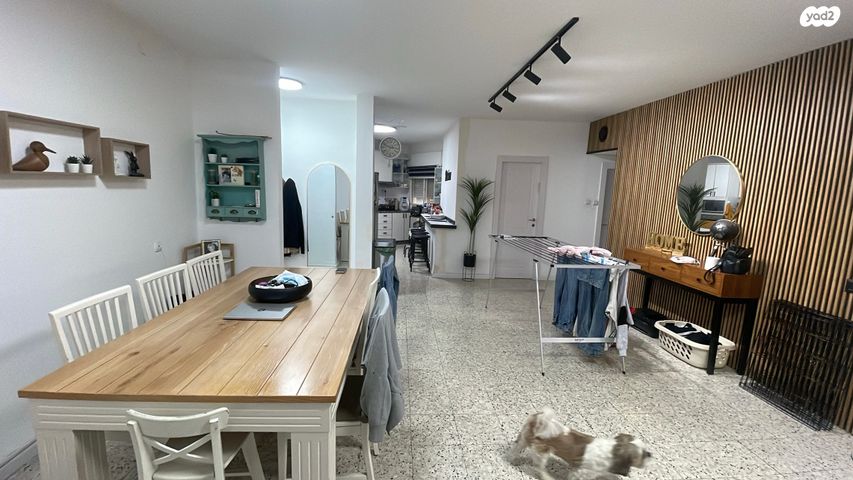 דירה, שיכון עובדים, טבריה