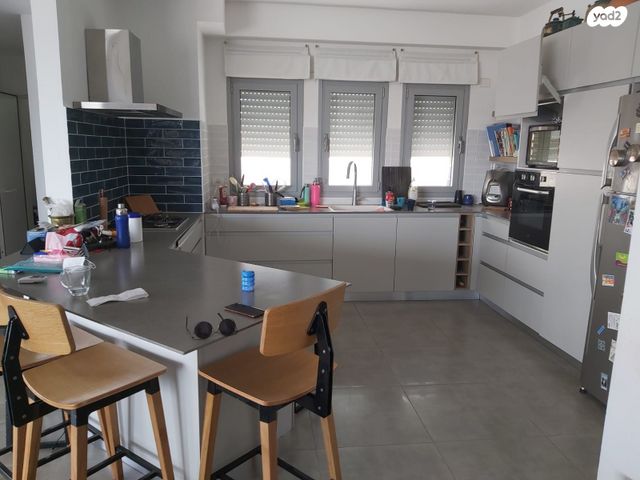 גג/ פנטהאוז, תלפיות, שכונת גפן, רמת גן