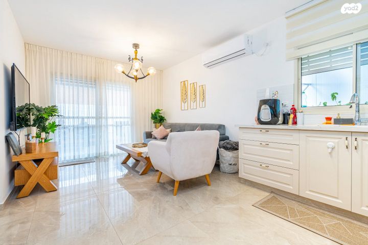 דירת גן, שדרות דוד המלך, גני רבין, אור עקיבא