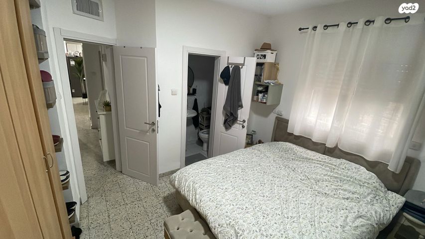 דירה, שיכון עובדים, טבריה