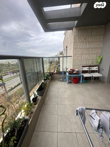 דירה, הנביאים, מודיעין מכבים רעות