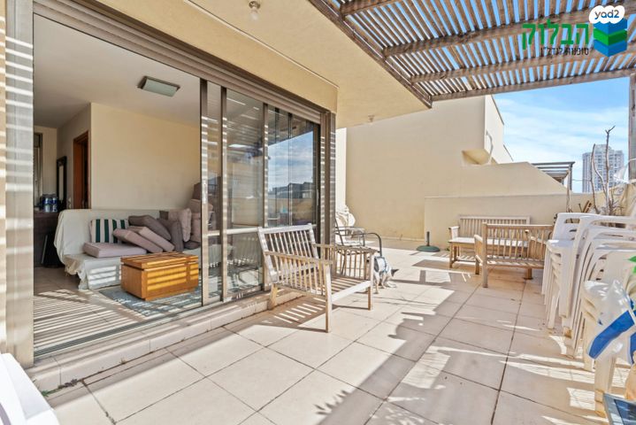 גג/ פנטהאוז, כצנלסון, כצנלסון, ראשון לציון