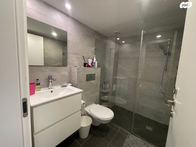 גג/ פנטהאוז, חגואל, נווה שמיר רמת בית שמש ה-1, בית שמש