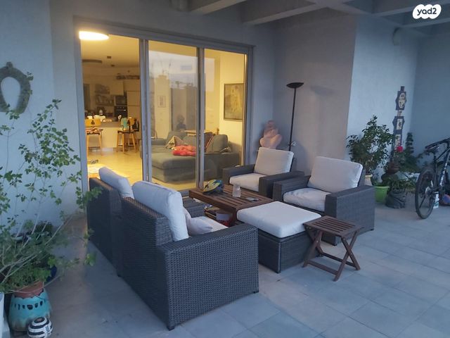 גג/ פנטהאוז, תלפיות, שכונת גפן, רמת גן