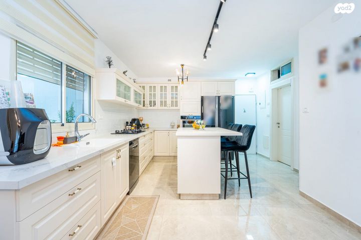 דירת גן, שדרות דוד המלך, גני רבין, אור עקיבא