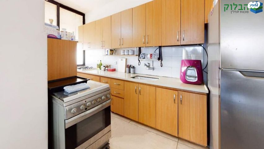 דירה, דוד וולפסון, רמז, מערב ותיק, ראשון לציון