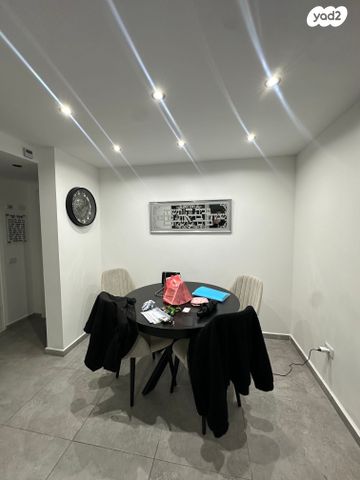 דירה, (עסיס (ענבים, עיר היין, אשקלון