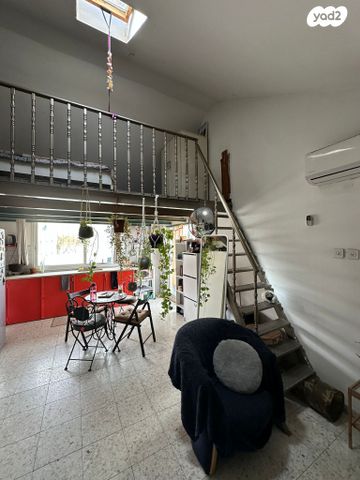 דירה, משה רחמילביץ', פסגת זאב, ירושלים