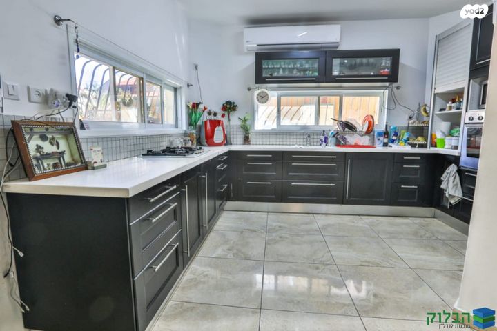 בית פרטי/ קוטג', ראשונים, ראשון לציון