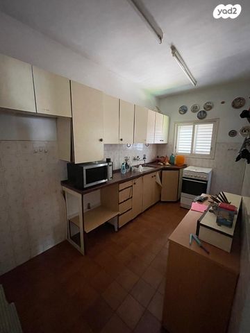 דירה, ארלוזורוב, שכונת חשמונאים, מרכז העיר א, רמת גן