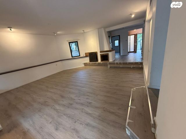 דו משפחתי, לח"י, הרצליה פיתוח, הרצליה